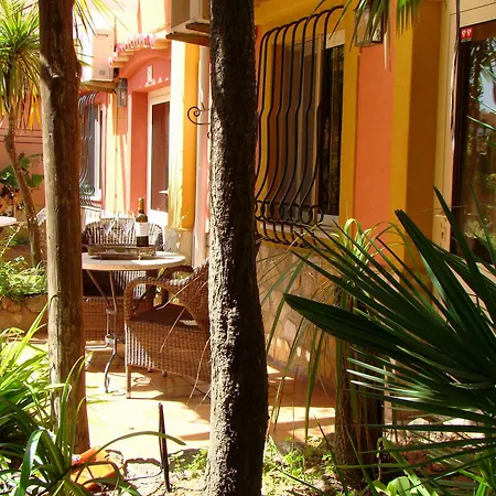 D. Dinis - Charming (adults Only) Pensión 4*