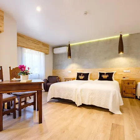 D. Dinis - Charming (adults Only) Lagos