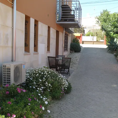 D. Dinis - Charming (adults Only) 4* Lagos