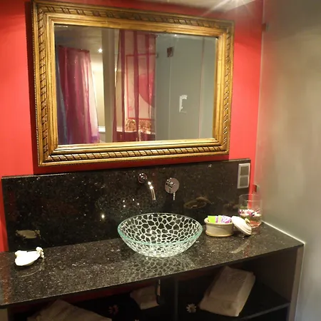 D. Dinis - Charming (adults Only) Lagos