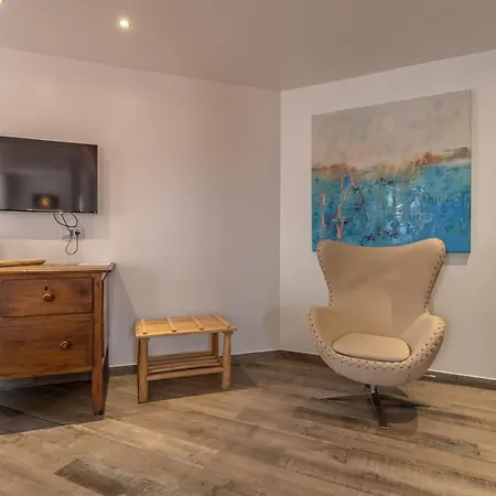 招待所 维拉斯d迪尼斯旅馆 - 迷人居所（仅限成人） 4*