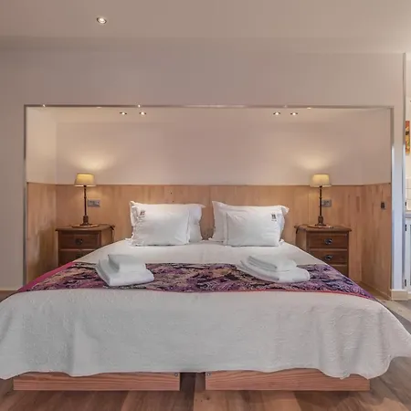 D. Dinis - Charming (adults Only) Gasthof 2*