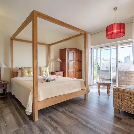 D. Dinis - Charming (adults Only) بيت ضيافة