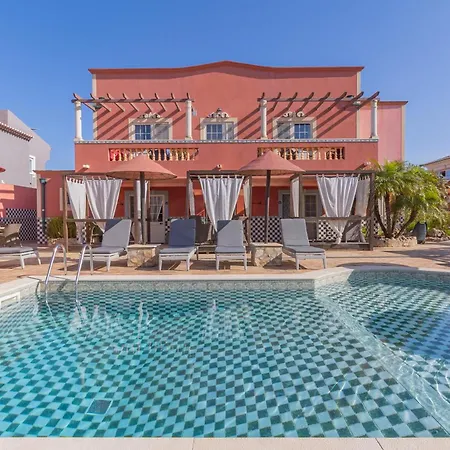 D. Dinis - Charming (adults Only) بيت ضيافة