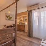 D. Dinis - Charming (adults Only) Πανσιόν