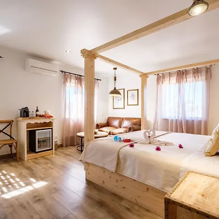 D. Dinis - Charming (adults Only) 2* Λάγος
