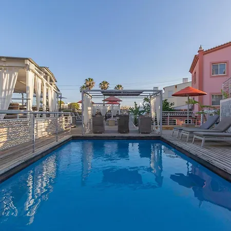 Πανσιόν D. Dinis - Charming (adults Only) 2*